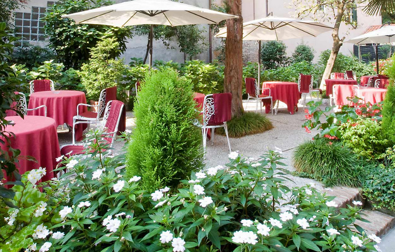 Amadeus Hotel Venecia
